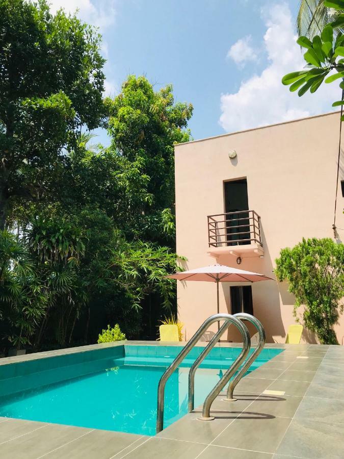Sri Beach Bungalows And Villa Marawila Exterior photo